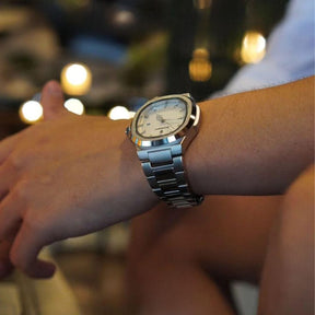 Relógio Masculino Nautilus Branco no braço